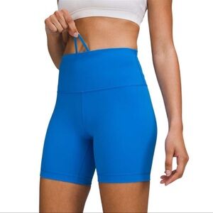 Lululemon Wunder Train 6” Shorts in poolside. Size 8.
